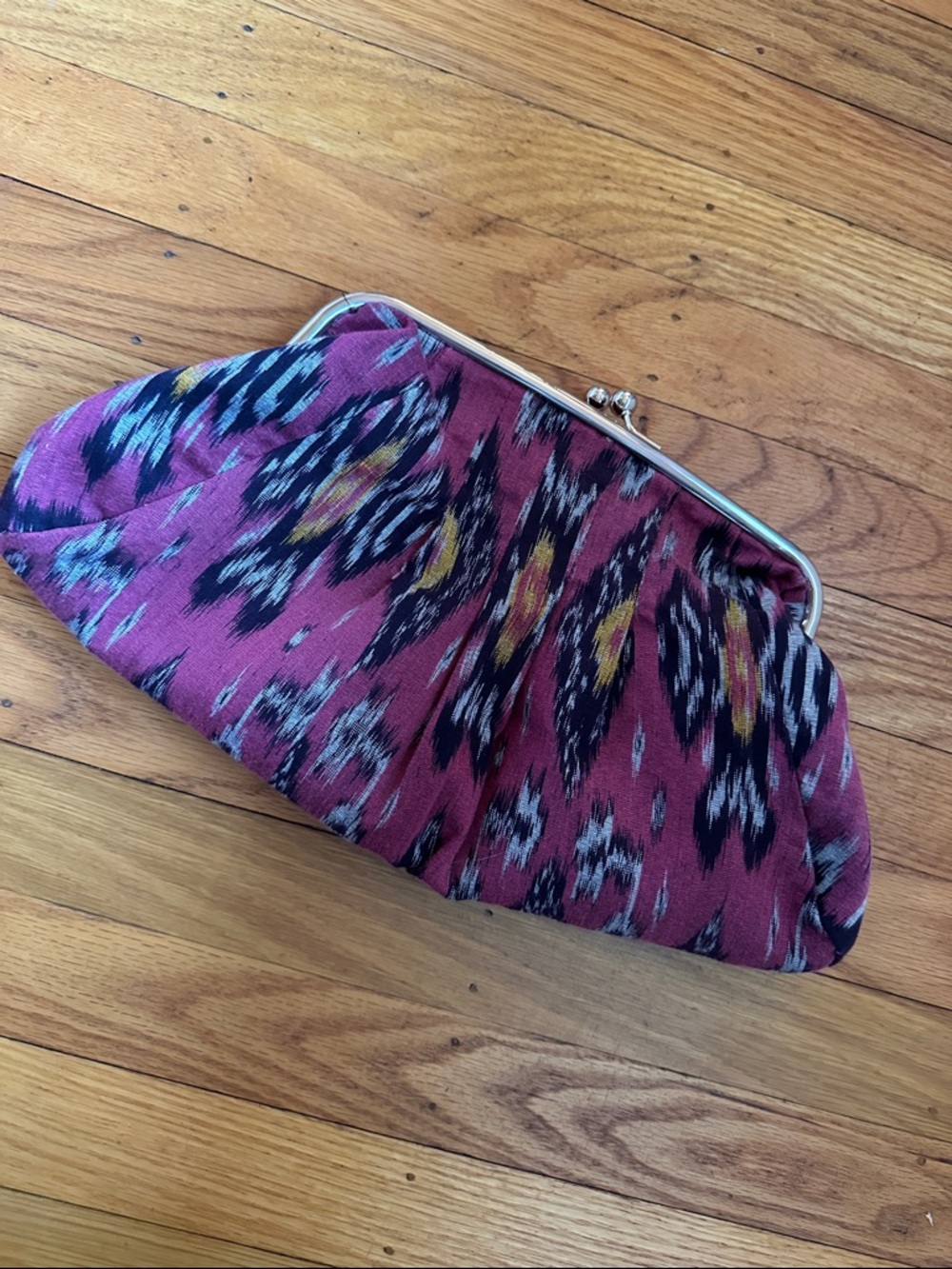 JadeTribe Indo Clutch Pink
